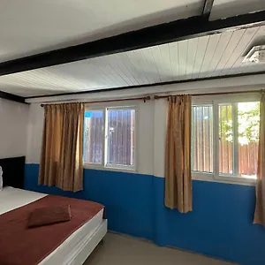  Guest house Film House