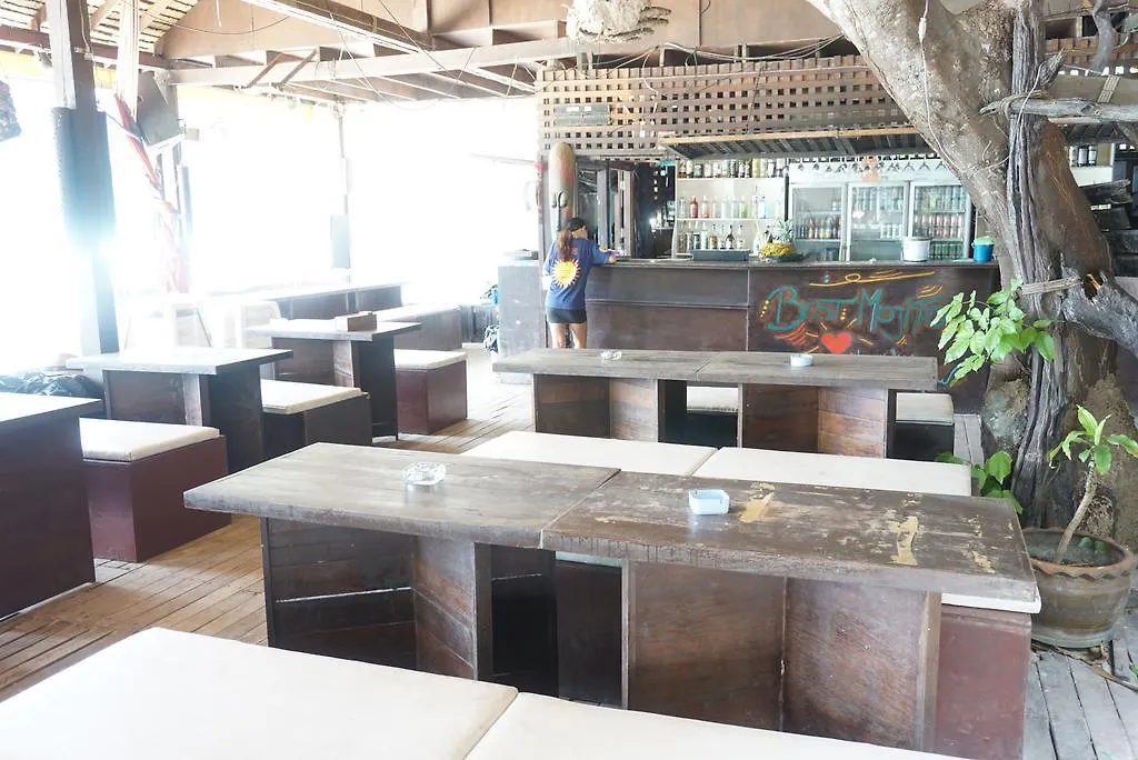 Chaokoh Phi Phi Hostel Hotel