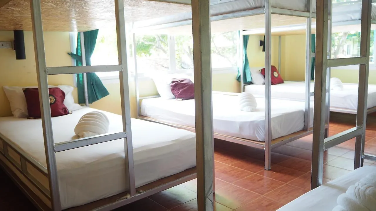 Chaokoh Phi Phi Hostel 3*, Phi Phi Don
